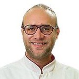 Врач Давлетбаев Максим Радикович