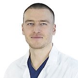 Врач Гончаров Иван Александрович