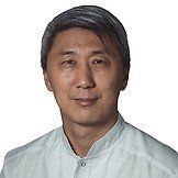 Врач Ким Вячеслав Леонидович