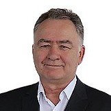 Врач Кузьмичев Павел Павлович