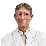 Врач Лазарев Иван Иванович