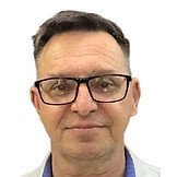 Врач Николаев Григорий Валентинович