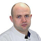 Врач Серов Дмитрий Лазаревич
